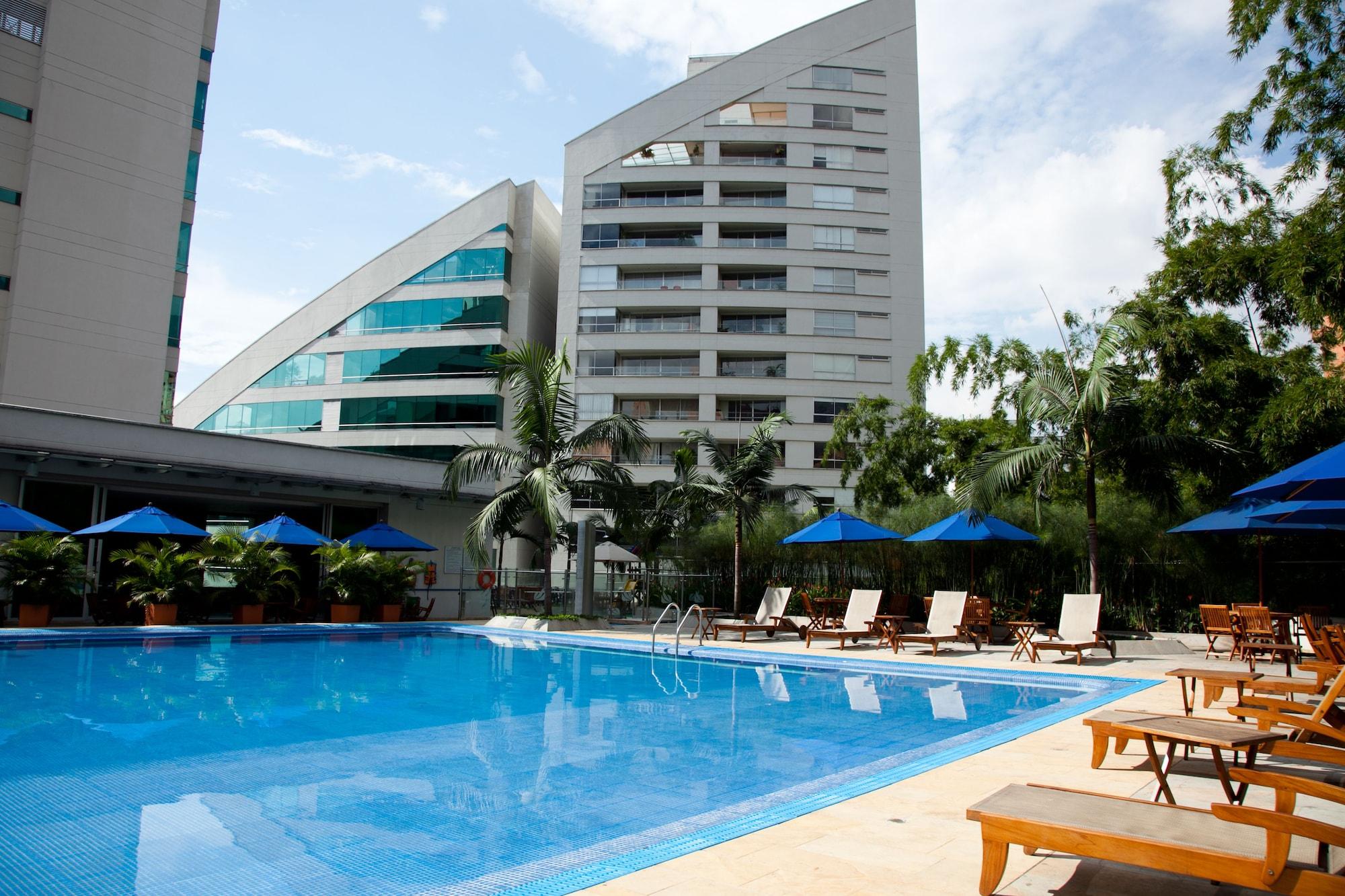 מדיין Hotel San Fernando Plaza מראה חיצוני תמונה
