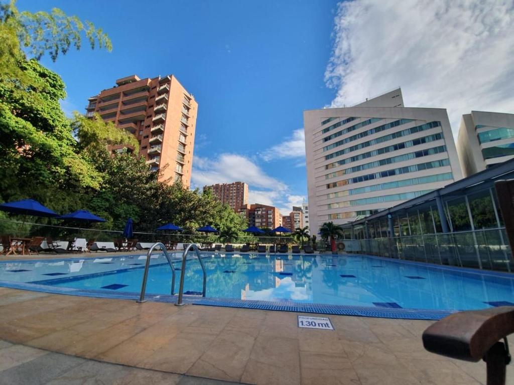 מדיין Hotel San Fernando Plaza מראה חיצוני תמונה